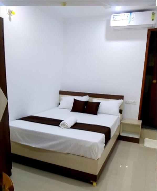 Hotel Tharavad Residency à Iritti Extérieur photo