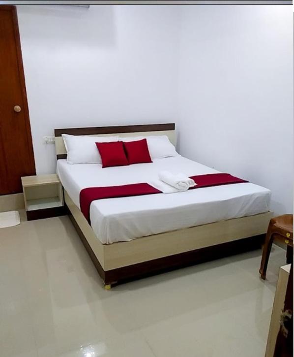 Hotel Tharavad Residency à Iritti Extérieur photo